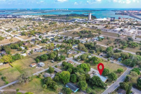 House in St. Lucie, Florida 3 bedrooms, 176.89 sq.m. № 2251405 - photo 28