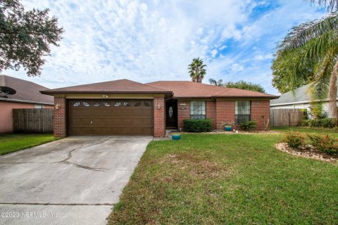 Casa en venta en Middleburg, Florida, 3 dormitorios, 123.84 m2 № 882103 - foto 1