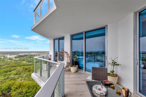 Снять в аренду кондоминиум в Норт-Майами-Бич, Флорида 2 спальни, 162.58м2, № 1988287 - фото 20