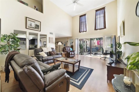 Townhouse in Longwood, Florida 3 bedrooms, 129.69 sq.m. № 1840294 - photo 2