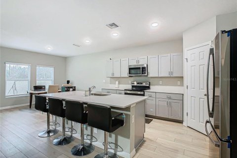 Villa ou maison à vendre à Haines City, Floride: 5 chambres, 279.73 m2 № 1542213 - photo 11