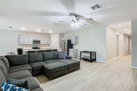 Villa ou maison à vendre à Haines City, Floride: 5 chambres, 279.73 m2 № 1542213 - photo 10