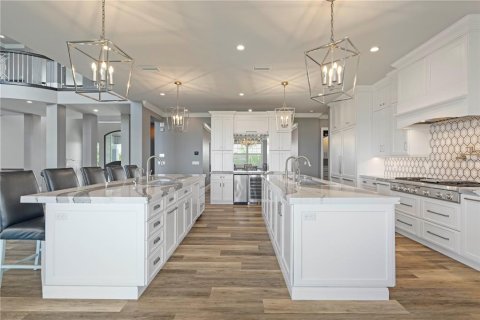 House in Port Charlotte, Florida 7 bedrooms, 771.46 sq.m. № 1447553 - photo 30