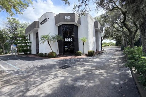 Immobilier commercial à Tamarac, Floride № 2346082
