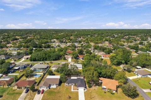 Villa ou maison à vendre à Spring Hill, Floride: 3 chambres, 158.21 m2 № 2390908 - photo 28