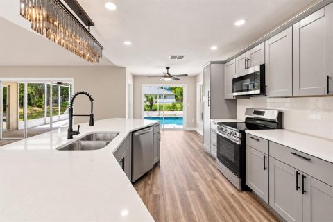 Villa ou maison à vendre à Spring Hill, Floride: 3 chambres, 158.21 m2 № 2390908 - photo 8