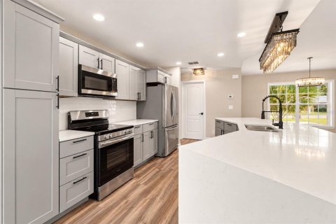 Villa ou maison à vendre à Spring Hill, Floride: 3 chambres, 158.21 m2 № 2390908 - photo 7