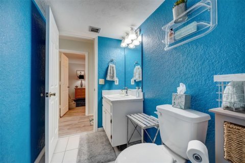 Condo in New Smyrna Beach, Florida, 2 bedrooms  № 1719259 - photo 25