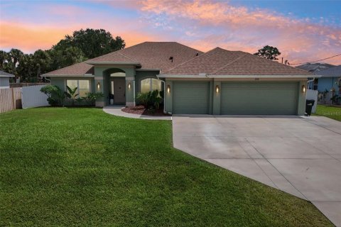 Casa en North Port, Florida 4 dormitorios, 210.8 m2 № 2360971