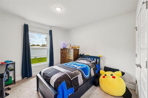 Купить виллу или дом в Норт-Порт, Флорида 12 комнат, 210.8м2, № 2360971 - фото 19