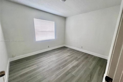 Copropriété à vendre à Coral Springs, Floride: 2 chambres, 93.46 m2 № 2005904 - photo 20