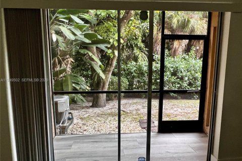 Copropriété à vendre à Coral Springs, Floride: 2 chambres, 93.46 m2 № 2005904 - photo 22