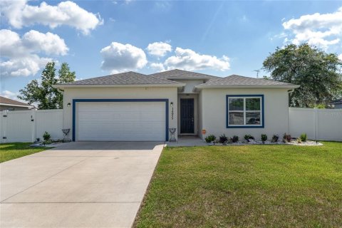Villa ou maison à vendre à Ocala, Floride: 4 chambres, 185.15 m2 № 1746482 - photo 1