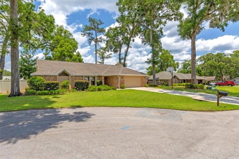 House in Ocala, Florida 4 bedrooms, 198.07 sq.m. № 1754937 - photo 6