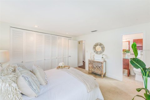 Casa en venta en Clearwater, Florida, 3 dormitorios, 176.42 m2 № 1879921 - foto 20