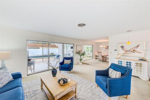 Casa en venta en Clearwater, Florida, 3 dormitorios, 176.42 m2 № 1879921 - foto 11