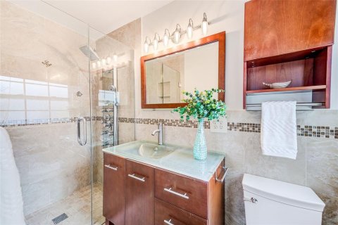 Casa en venta en Clearwater, Florida, 3 dormitorios, 176.42 m2 № 1879921 - foto 21
