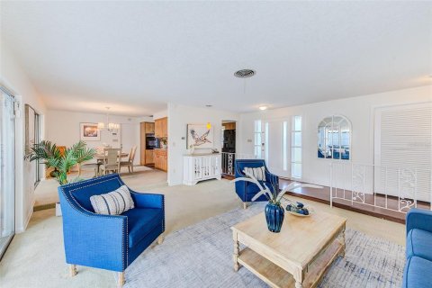Casa en venta en Clearwater, Florida, 3 dormitorios, 176.42 m2 № 1879921 - foto 10