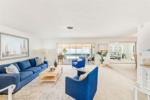 Casa en venta en Clearwater, Florida, 3 dormitorios, 176.42 m2 № 1879921 - foto 3