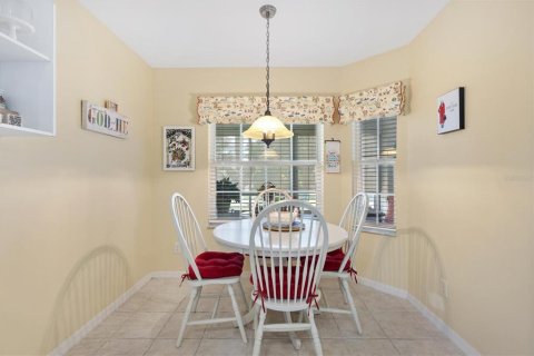 House in Summerfield, Florida 2 bedrooms, 142.98 sq.m. № 1884359 - photo 12
