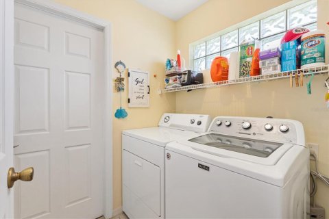 House in Summerfield, Florida 2 bedrooms, 142.98 sq.m. № 1884359 - photo 25