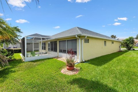 House in Summerfield, Florida 2 bedrooms, 142.98 sq.m. № 1884359 - photo 29