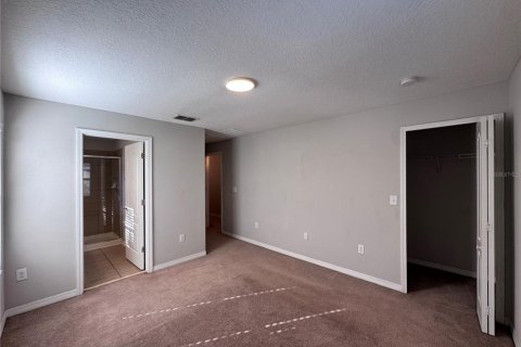 Touwnhouse à louer à Tampa, Floride: 2 chambres, 110.74 m2 № 2384284 - photo 5