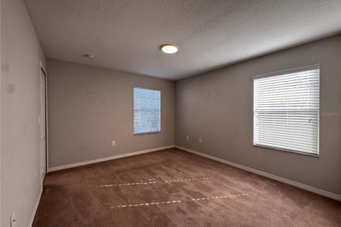 Touwnhouse à louer à Tampa, Floride: 2 chambres, 110.74 m2 № 2384284 - photo 4