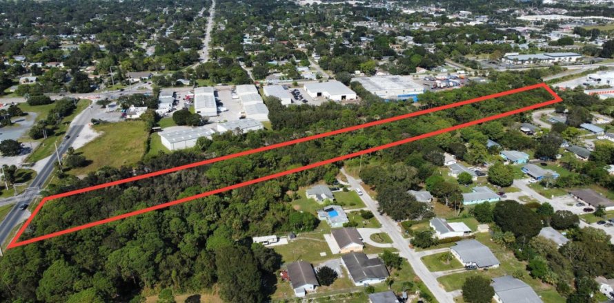 Land in Fort Pierce, Florida № 1031569