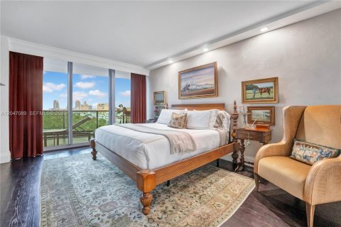 Condo in Miami Beach, Florida, 2 bedrooms  № 2186152 - photo 20