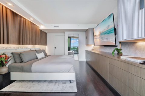 Condo in Miami Beach, Florida, 2 bedrooms  № 2186152 - photo 29