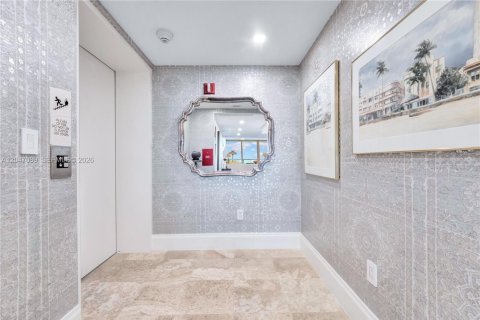Condo in Miami Beach, Florida, 2 bedrooms  № 2186152 - photo 6