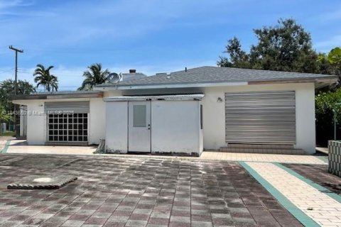 Villa ou maison à vendre à Miami, Floride: 3 chambres, 247.96 m2 № 1839096 - photo 26