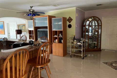 Villa ou maison à vendre à Miami, Floride: 3 chambres, 247.96 m2 № 1839096 - photo 3