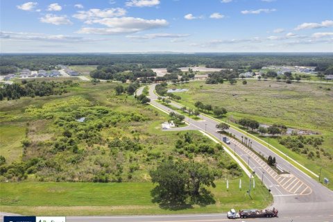 Terreno en venta en Zephyrhills, Florida № 1816288 - foto 15