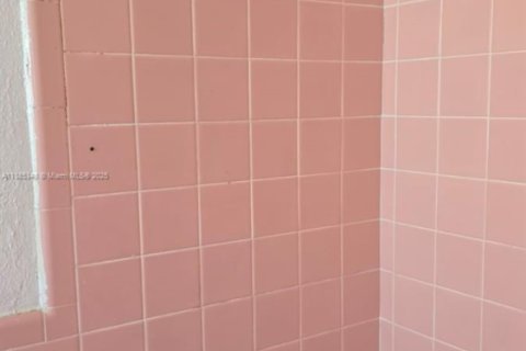 Снять в аренду кондоминиум в Норт-Майами, Флорида 1 спальня, 100.33м2, № 1931514 - фото 13