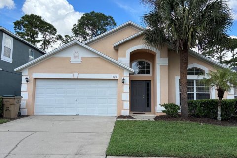 Villa ou maison à Kissimmee, Floride 4 chambres, 182.09 m2 № 2371344