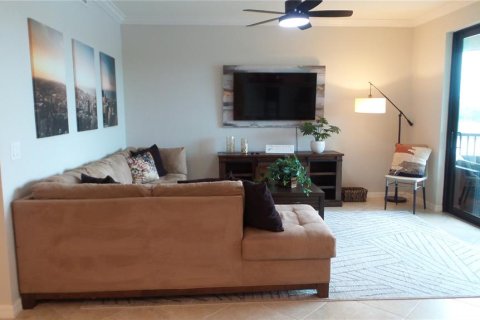 Condo in Bradenton, Florida, 2 bedrooms in LAKEWOOD NATIONAL  № 1885823 - photo 21