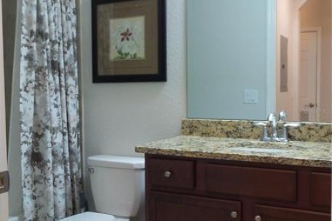 Condo in Bradenton, Florida, 2 bedrooms in LAKEWOOD NATIONAL  № 1885823 - photo 14