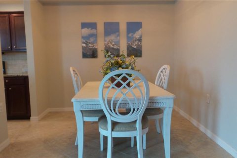 Condo in Bradenton, Florida, 2 bedrooms in LAKEWOOD NATIONAL  № 1885823 - photo 27