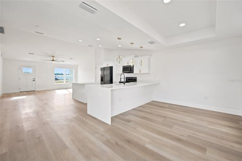 Casa en venta en Ocala, Florida, 3 dormitorios, 144.83 m2 № 2217623 - foto 14