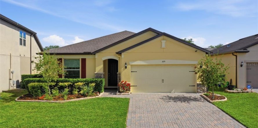 House in Ocoee, Florida 3 bedrooms, 199.18 sq.m. № 2100004