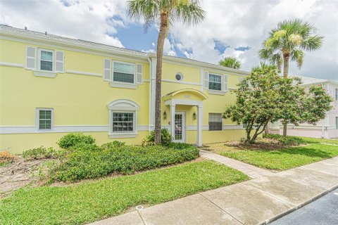 Copropriété à vendre à Saint Petersburg, Floride: 1 chambre, 62.06 m2 № 1832728 - photo 1