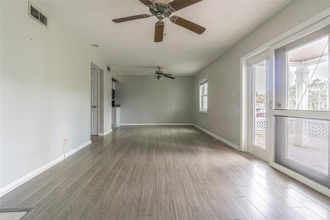 Copropriété à vendre à Saint Petersburg, Floride: 1 chambre, 62.06 m2 № 1832728 - photo 10