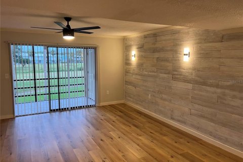 Apartment in Sarasota, Florida 2 bedrooms, 99.03 sq.m. № 749446 - photo 1