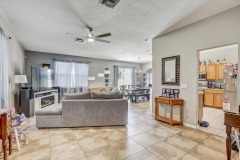 Casa en venta en Ruskin, Florida, 3 dormitorios, 189.52 m2 № 1723730 - foto 4