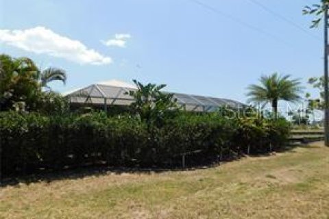 Villa ou maison à vendre à Punta Gorda, Floride: 3 chambres, 219.99 m2 № 2273342 - photo 6