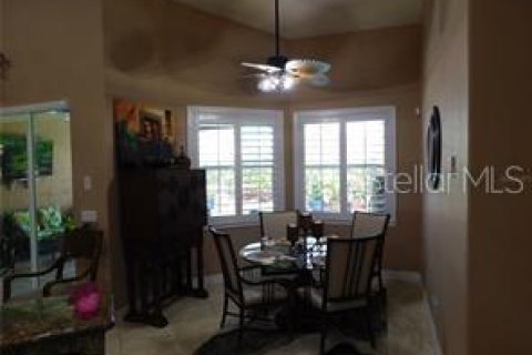 Villa ou maison à vendre à Punta Gorda, Floride: 3 chambres, 219.99 m2 № 2273342 - photo 18