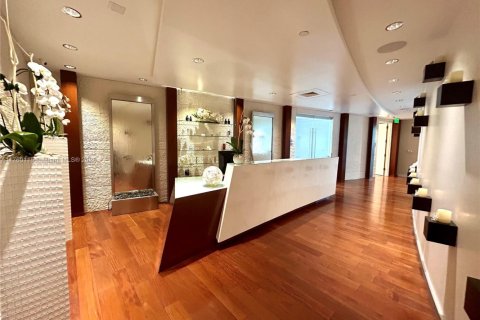 Condo in Sunny Isles Beach, Florida, 3 bedrooms  № 1729099 - photo 26