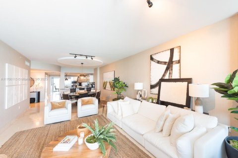 Condo in Sunny Isles Beach, Florida, 3 bedrooms  № 1729099 - photo 8